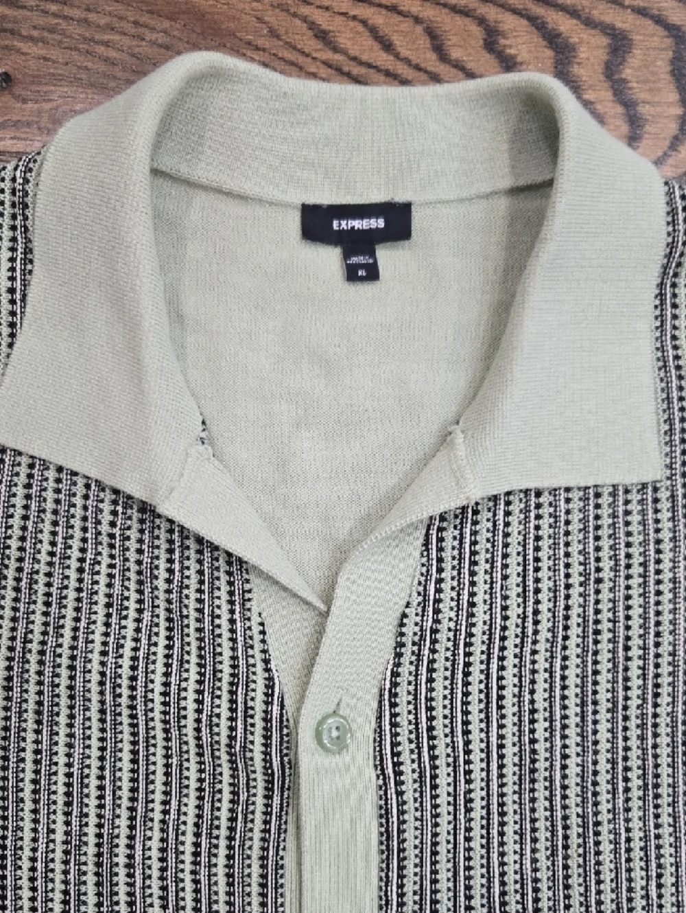 Express Patterned Knit Polo Shirt XL Green Mens Button Up Retro Sweater Polo - Picture 2 of 5